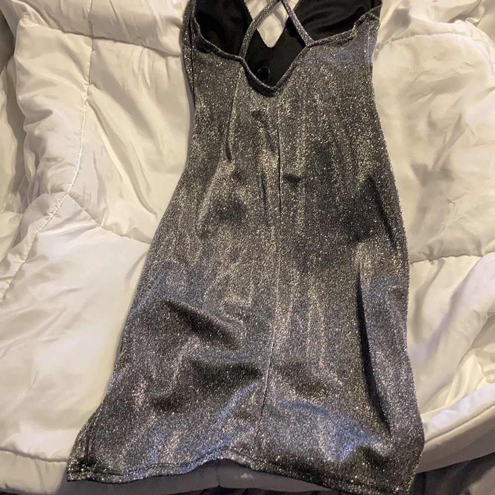 Dress - Picture 4 of 5